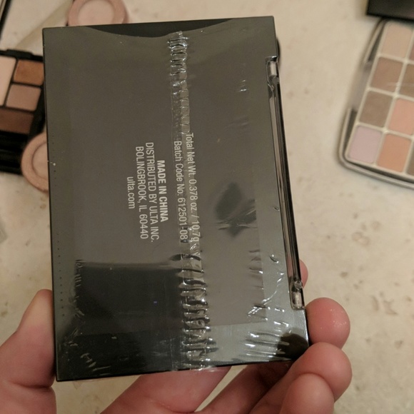 Eyeshadow Bundle - Picture 6 of 6